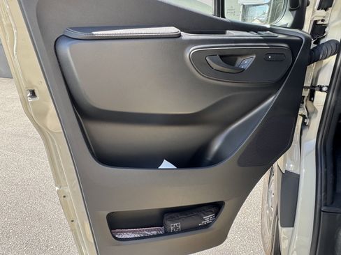New 2025 Mercedes-Benz Sprinter 2500 image 13