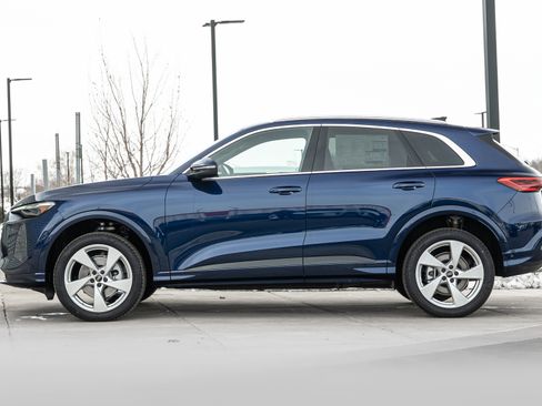 New 2025 Audi Q5 Premium Plus image 6