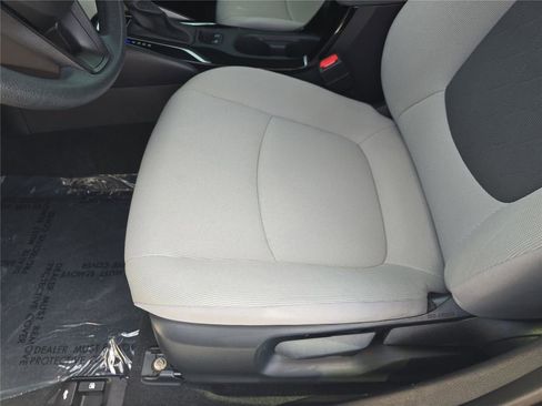 Used 2022 Toyota Corolla LE image 15