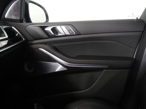 Used 2026 BMW X5 M60i image 25