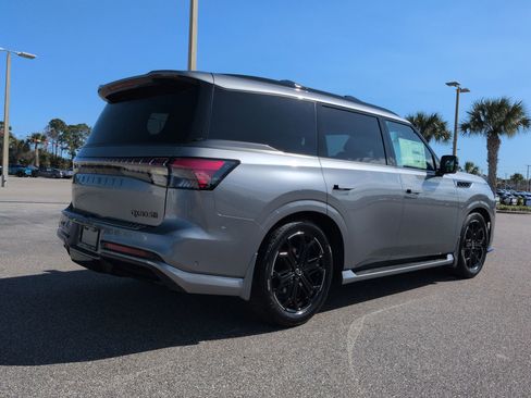 New 2026 INFINITI QX80 4WD image 5