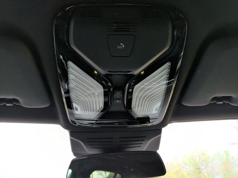 Certified 2024 BMW X5 sDrive40i w/ Premium Package image 28