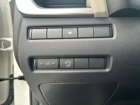 Certified 2023 Nissan Rogue SV AWD/4WD image 18