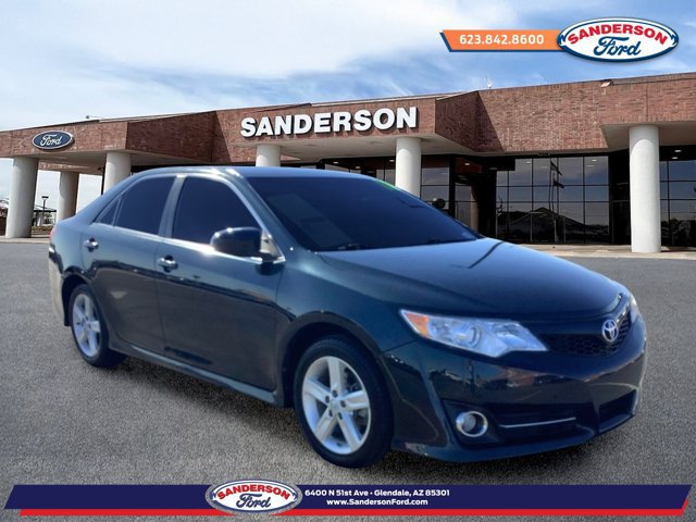 Used 2014 Toyota Camry SE FWD image 1