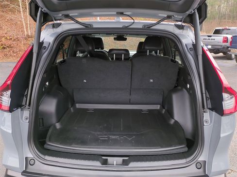 Used 2025 Honda CR-V Sport-L image 13