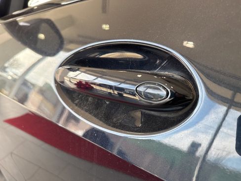 Used 2023 BMW X5 M50i w/ Executive Package image 12