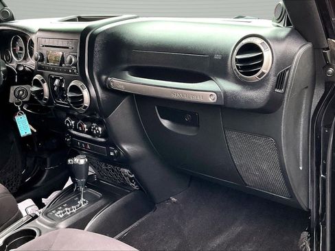 Used 2014 Jeep Wrangler Unlimited Sport w/ Quick Order Package 24S image 25