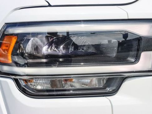 Used 2022 RAM 2500 Laramie image 12
