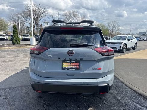 Used 2025 Nissan Rogue SV w/ Rock Creek Premium Package AWD/4WD image 4
