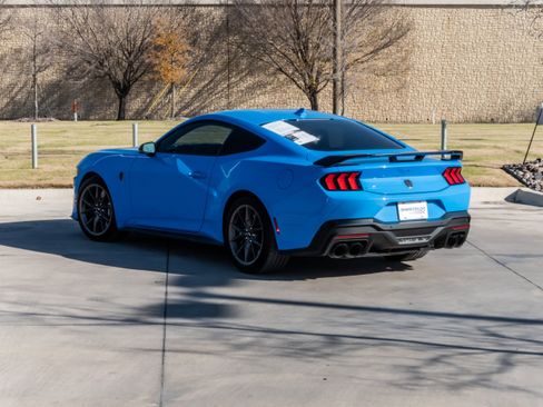 Used 2025 Ford Mustang Dark Horse image 31