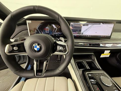 New 2025 BMW 760i xDrive w/ Executive Package image 10