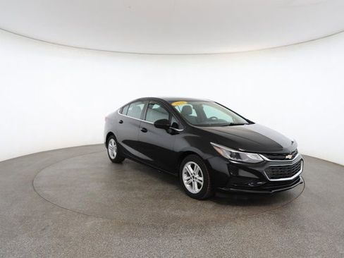 Used 2016 Chevrolet Cruze LT image 27