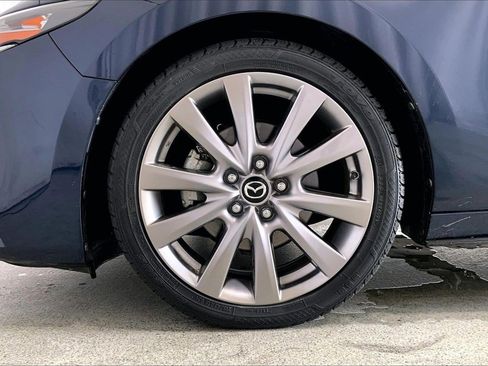 Used 2019 MAZDA MAZDA3 AWD Sedan w/ Preferred Package image 8