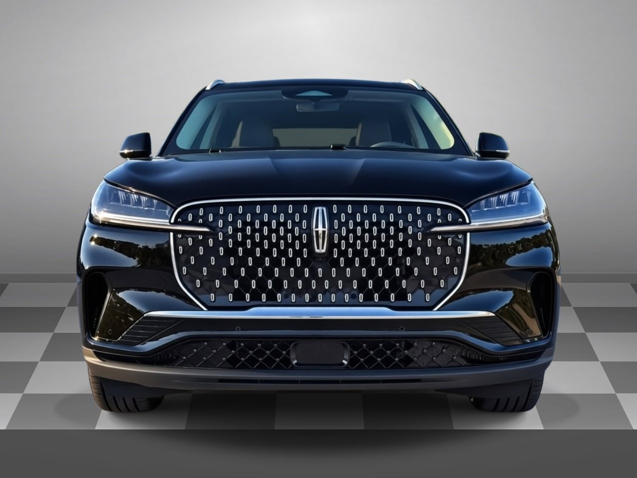 Used 2025 Lincoln Aviator AWD image 2