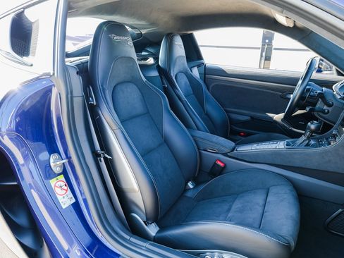 Certified 2024 Porsche 718 Cayman GT4 RS image 28