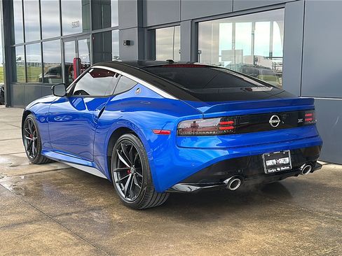 Used 2024 Nissan Z Performance w/ Floor Mat Package image 6
