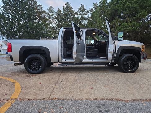 Used 2012 Chevrolet Silverado 1500 LT w/ All-Star Edition image 3