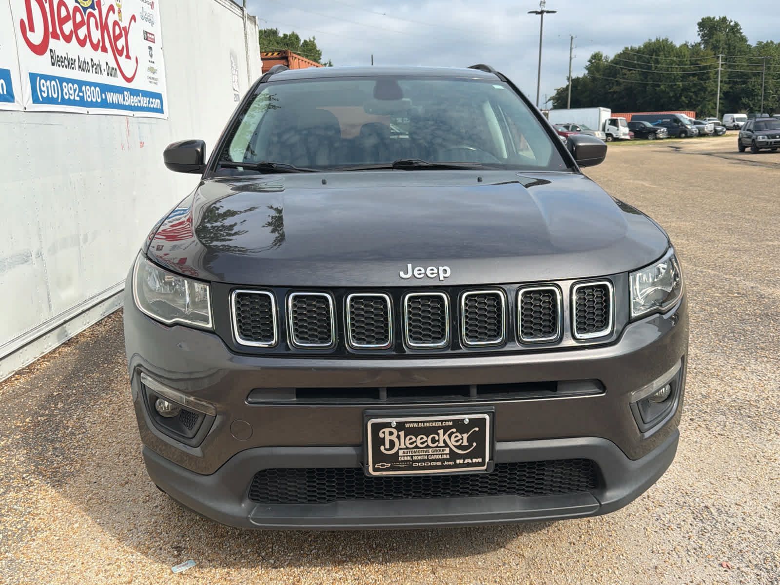 Used 2018 Jeep Compass Latitude w/ Popular Equipment Group AWD/4WD image 5