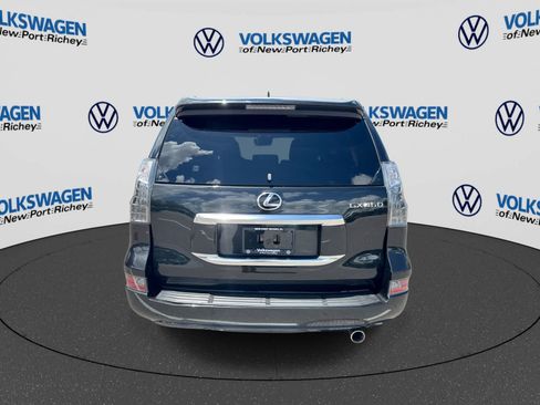 Used 2023 Lexus GX 460 Premium w/ Premium Package AWD/4WD image 13