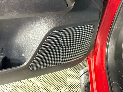 Used 2020 Toyota Tacoma SR5 image 26