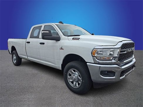 Used 2023 RAM 3500 Tradesman w/ Chrome Appearance Group image 3