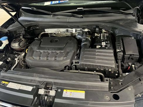 Used 2022 Volkswagen Tiguan SE AWD/4WD image 9