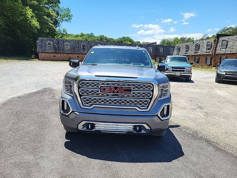 Used 2019 GMC Sierra 1500 Denali w/ Denali Ultimate Package AWD/4WD image 3