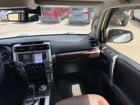 Used 2023 Toyota 4Runner Limited AWD/4WD image 85
