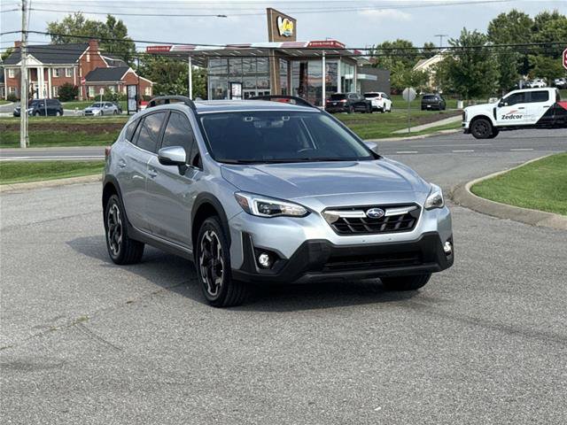 Used 2023 Subaru Crosstrek 2.5i Limited w/ Moonroof Package AWD/4WD image 3