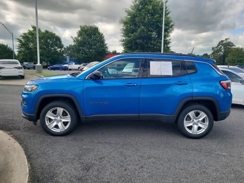 Used 2022 Jeep Compass Latitude AWD/4WD image 5