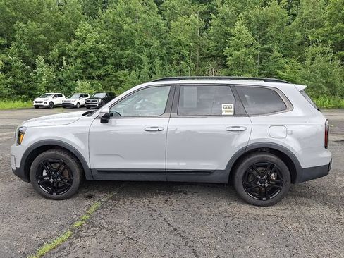Certified 2025 Kia Telluride EX X-Line AWD/4WD image 2