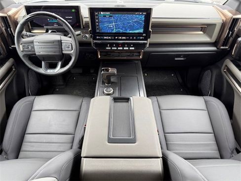New 2025 GMC Hummer EV 3X w/ LPO, Cargo Utility Package image 20