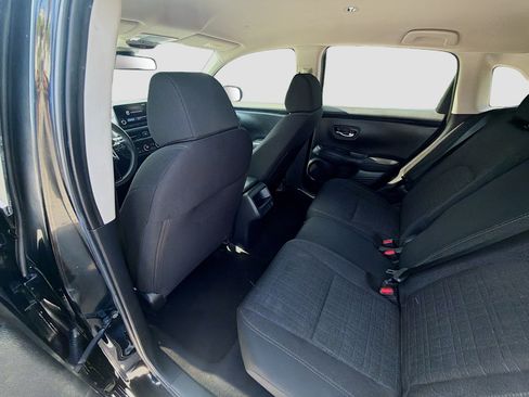 Certified 2023 Honda HR-V LX image 23