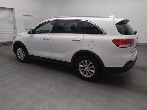 Used 2018 Kia Sorento AWD image 3