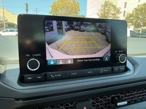 Used 2023 Honda Accord EX image 39