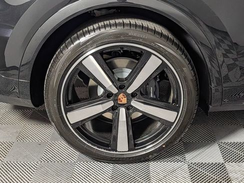 New 2026 Porsche Cayenne AWD/4WD image 13
