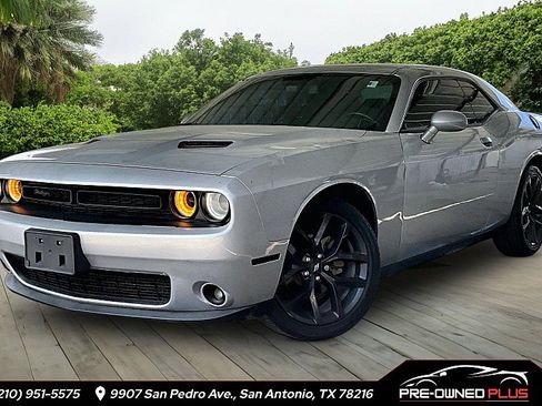 Used 2021 Dodge Challenger SXT w/ Blacktop Package RWD image 1
