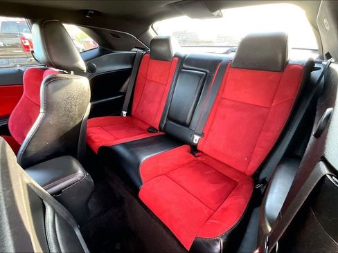 Used 2017 Dodge Challenger GT w/ Driver Convenience Group image 25