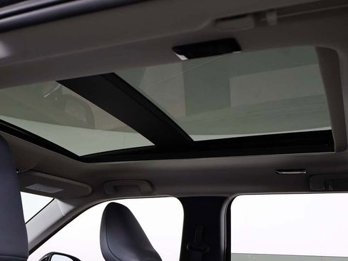 New 2025 Mitsubishi Outlander SE FWD image 20