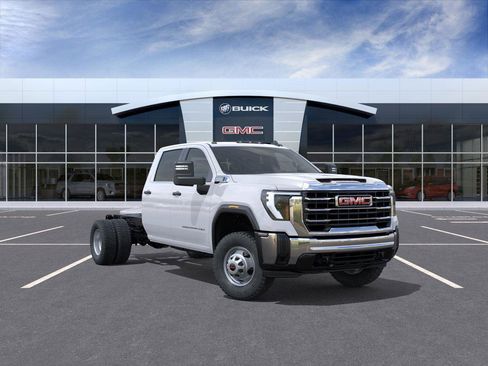 New 2025 GMC Sierra 3500 Pro w/ Convenience Package image 3