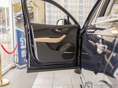 Used 2025 Audi Q7 2.0T Premium Plus w/ Premium Plus Package image 32