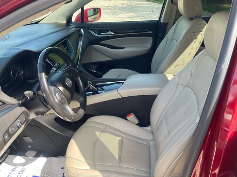 Used 2019 Buick Enclave Premium w/ Experience Buick Package image 10