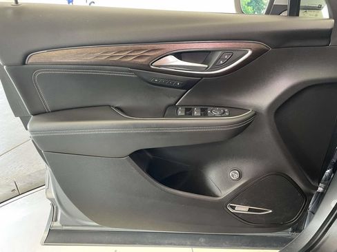 Used 2023 Buick Envision Avenir AWD/4WD image 30