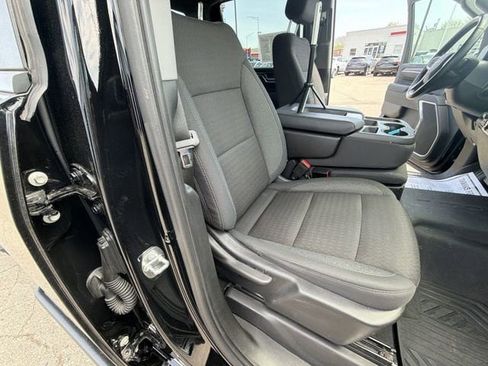 Used 2024 Chevrolet Silverado 2500 LT AWD/4WD image 22
