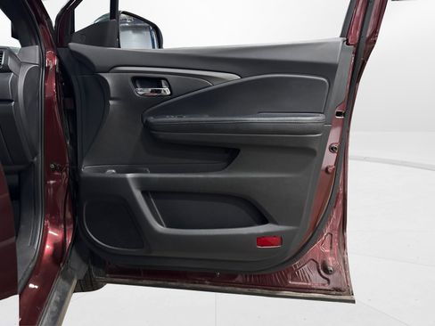 Used 2019 Honda Passport EX-L image 39