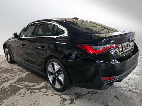 Used 2025 BMW i4 eDrive40 image 5