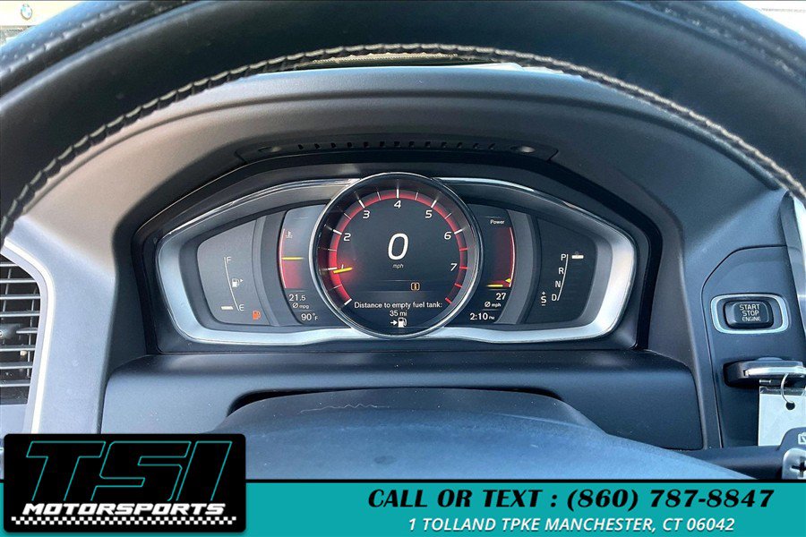 Used 2017 Volvo XC60 T6 R-Design w/ Climate Package AWD/4WD image 20