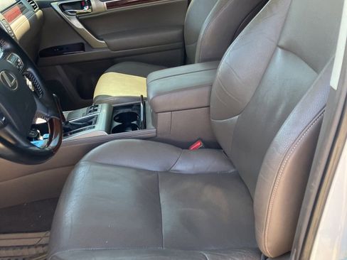 Used 2018 Lexus GX 460 Premium image 4