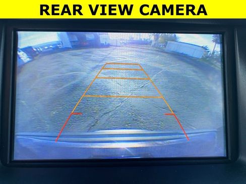 Used 2017 GMC Yukon SLE image 9