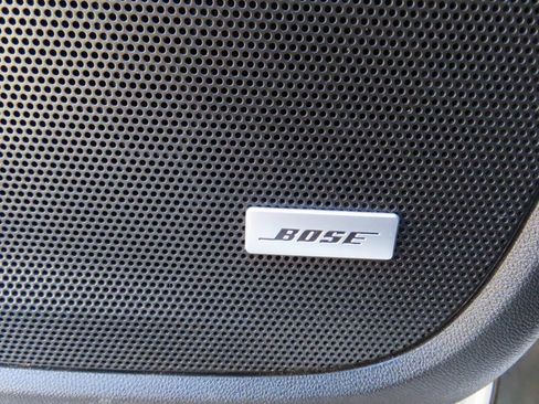 Used 2018 GMC Terrain SLT image 29